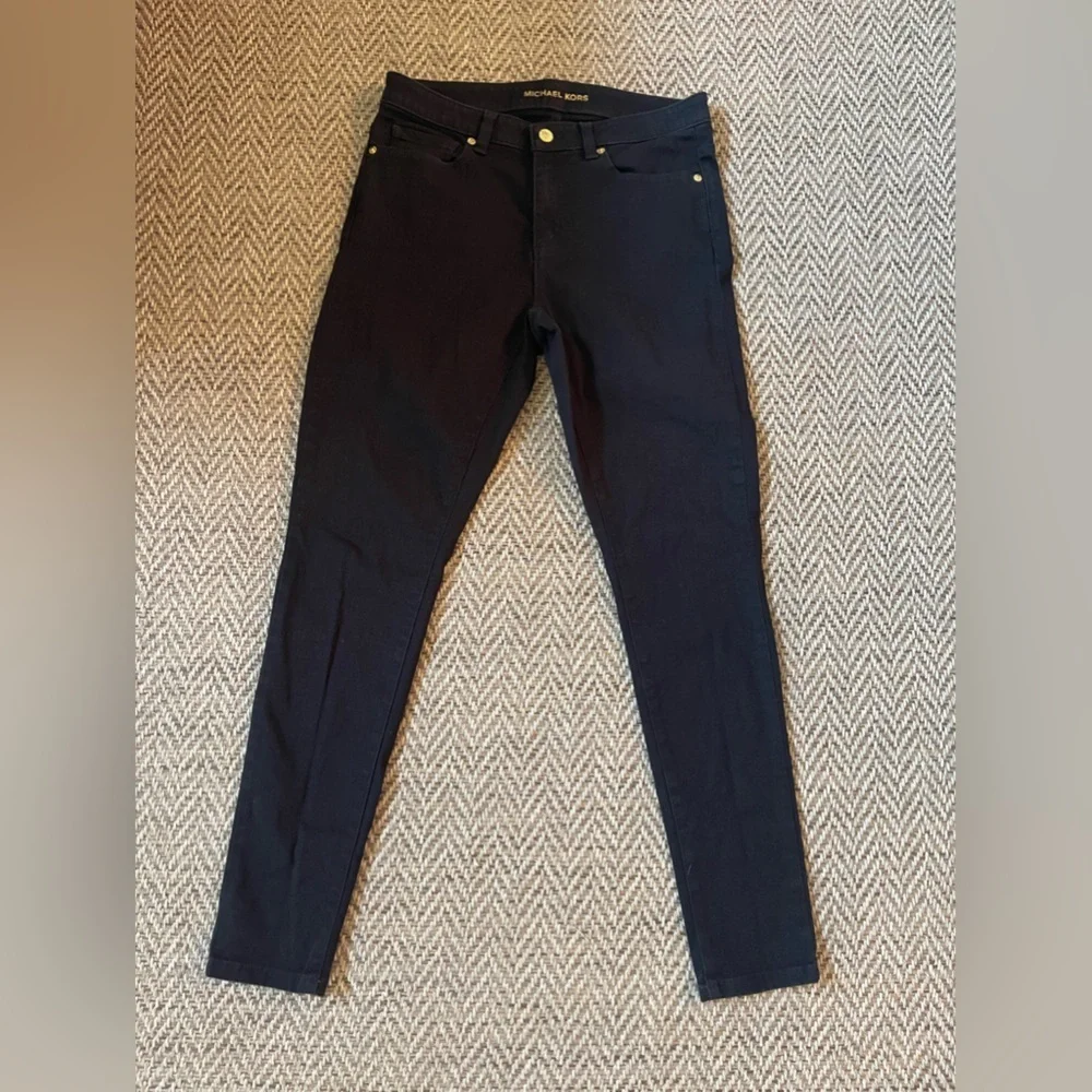 Michael Kors 2 Pairs Of Skinny Mid Rise Denim Jeans Size 8